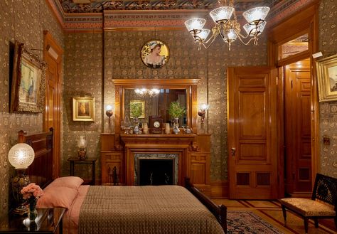 An Honor Roll of New York City Apartment Buildings - The New York Times Fancy Apartment, Victorian Apartment, Luxury Apartment Building, Old House Interior, Baroque Decor, Victorian Interior, Old Apartments, Apartment Buildings, New York City Apartment