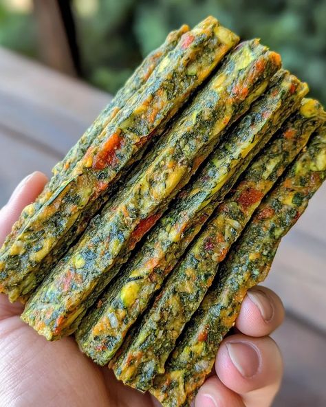 Apple & Zucchini Chew Sticks for Dogs provide a healthy, flavorful treat for your pup. Make this easy recipe today! Sweet Potato And Apple Sticks For Dogs, Soft Chew Dog Treat Recipe, Soft Chew Dog Treats, Green Dog Treats, Broccoli Dog Treats, Homemade Dog Chew Sticks, Applesauce Dog Treats Homemade, Woof Pupsicle Recipes, Dog Chews Homemade