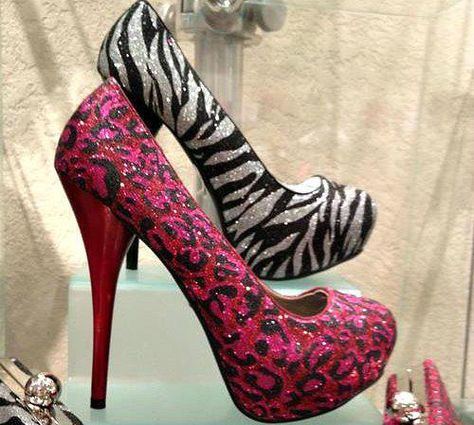 <3 High Heels Boots, Animal Print Shoes, Animal Print Fashion, Hot Shoes, Fabulous Shoes, Shoe Print, Crazy Shoes, Pretty Shoes, Dream Shoes