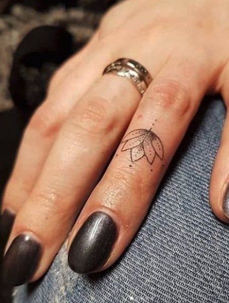 Lotus Flower Finger Tattoo, Finger Tattoo Meaning, Flower Finger Tattoo, Lotus Flower Tattoo Meaning, Flower Finger Tattoos, Cute Finger Tattoos, Tattoo Spots, Finger Tattoo For Women, Ring Tattoos