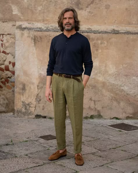 Olive Trousers Outfit Men, Olive Pants Outfit Men, Olive Green Pants Outfit Men, Olive Trousers Outfit, Green Trousers Outfit Men, Italian Men Fashion, Green Trousers Outfit, Olive Pants Outfit, Olive Green Pants Outfit