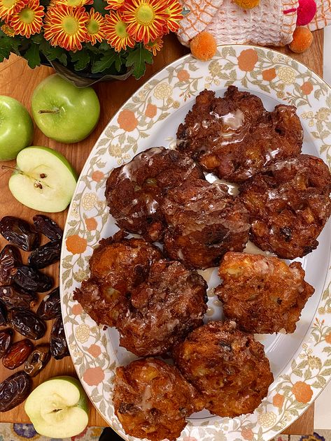 Aarti Sequeira Recipes, Aarti Sequeira, Sweet Tooth Recipes, Dessert Pies, Apple Fritters, Butter Oil, Whole30 Recipes, Frying Oil, Granny Smith Apples