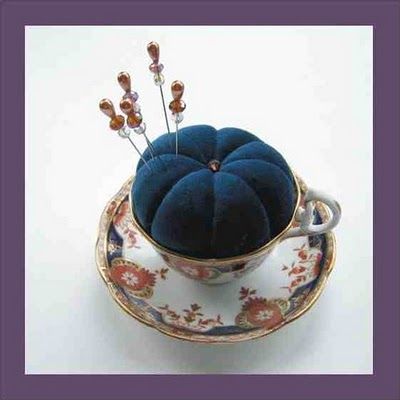 tea cup pin cushions Teacup Pincushion, Diy Pin Cushion, Teacup Crafts, Craft Projects For Adults, Sewing Cushions, Pin Cushions Patterns, Make Do And Mend, Cushions To Make, Pretty Pins