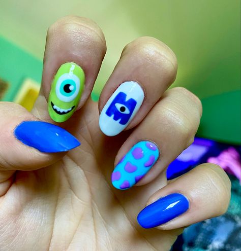 Disney Character Nails Easy, Sully Nails, Mike Wazowski Nails, Monsters Inc Nails Design, Pixar Nail Designs, Sully Nails Monsters Inc, Pixar Nails Simple, Monster Inc Nails Design, Monsters Inc Acrylic Nails