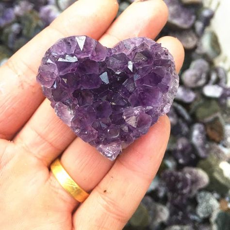 Amethyst Heart, 6th Anniversary, Love Shape, Amethyst Geode, Spiritual Awareness, Mineral Stone, Amethyst Cluster, Pink Amethyst, Psychic Abilities