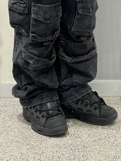 Osiris Shoes D3, D3 Osiris Outfit, Osiris Shoes Outfit, Osiris D3 2001 Outfit, Osiris D3, Osiris Shoes, Streetwear Inspo, Wakayama, Shoes Too Big