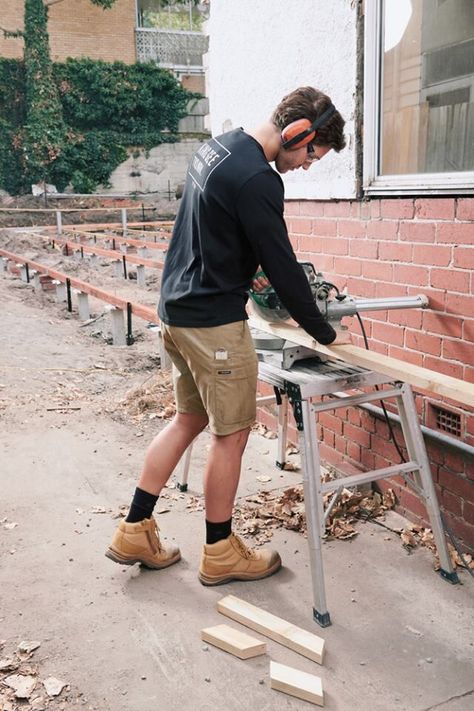 Workman Aesthetic, Rugged Mens Fashion Summer, Construction Worker Aesthetic, Workman Style, Construction Worker Outfit, Tim Boots, Construction Aesthetic, Tims Boots, Mechanic Clothes