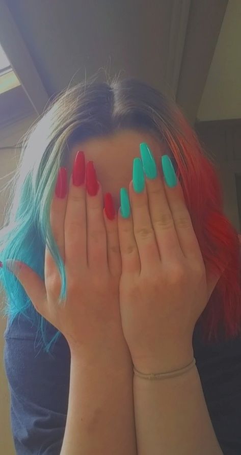 Turquoise And Red Nails, Red And Turquoise Nails, Teal And Red Nails, Split Dyed Hair, Teal Nails, Turquoise Nails, Red Turquoise, Red And Teal, Red Nails