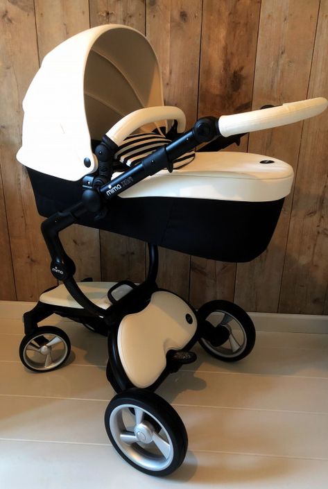 Mima Stroller, Mima Xari Stroller, Mima Xari, Baby Nursery Inspiration, Babies Stuff, Stroller Reviews, Baby Dior, Baby Prams, Baby Necessities