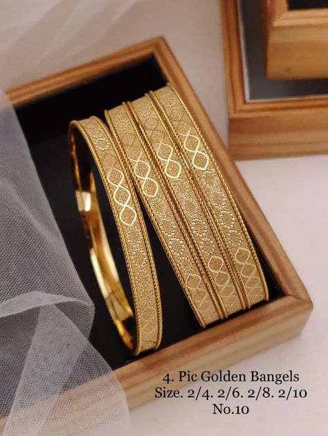 Gold Bangle Watch, Gold Kangan, Unique Gold Jewelry Designs, Gold Bracelet Simple, Delicate Gold Jewelry, Gold Jewels Design, Antique Necklaces Design, Gold Bangles For Women, New Gold Jewellery Designs