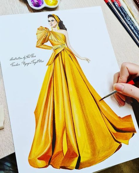 Evening Gowns Illustration, Golden Dress Long, Drawing Drapery, Gown Illustration, Fashion Illustration Poses, Gown Drawing, Fashion Illustration Tutorial, Fashion Illustration Collage, Fashion Illustrations Techniques