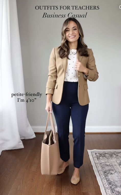 Bright Blazer Outfits For Women, Blouses For Work Office Wear, Professional Outfits Women Flats, Green Pants Outfit Formal, Work Outfits Women Formal, Tan Blazer Outfits Women Office Wear, Cute Bank Teller Outfits, Smart Casual Outfit Ideas For Women, Smart Casual Attire Women