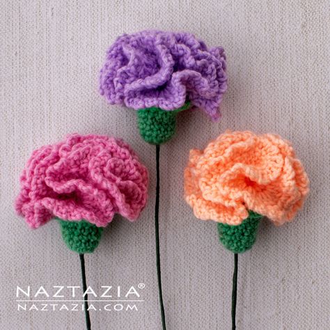 How to Crochet a Carnation Flower for a Bouquet Carnation Flower Crochet Pattern, Crochet Carnations Free Pattern, Crochet Corsage Pattern Free, Crochet Bouquet Flowers Free Pattern, Carnations Crochet, Crochet Flower Bouquet Free Pattern, Bouquet Carnation, Crochet Carnation, Prom Bouquet