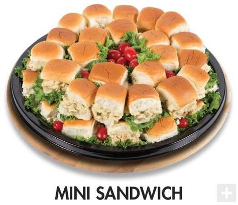 Food lion kings Hawaiian chicken salad $50 Cookout Meals, Sandwiches Party Tray, Sandwiches Party, Hawaiian Roll Sandwiches, Sandwich Platters, Party Food Trays, Deli Platters, Lion Kings, Fruit Board