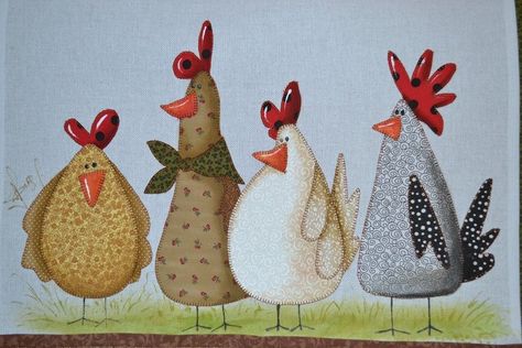 Images By South Africa On Resim 1F6 Whimsical Chicken Art, Chicken Quilt, Chicken Bird, Appliqué Quilts, Chicken Crafts, Chicken Painting, Chicken Pattern, Rooster Art, Country Paintings