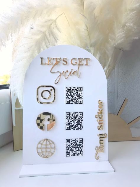 TamiSticker - Etsy Singapore Cricut Projects For Marketing, Follow Social Media Sign, Social Media Business Signs, Business Plaque Ideas, Let’s Get Social Acrylic Sign, Social Media Plaque, Acrylic Instagram Sign, Acrylic Sign For Business, Lets Be Social Sign Business