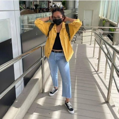 my fav yellow denim jacket Yellow Jean Jacket Outfit, Yellow Denim Jacket Outfit, Yellow Denim Jacket, Yellow Jeans, Jean Jacket Outfits, Yellow Denim, Denim Jacket Outfit, Yellow Jacket, Jacket Outfit