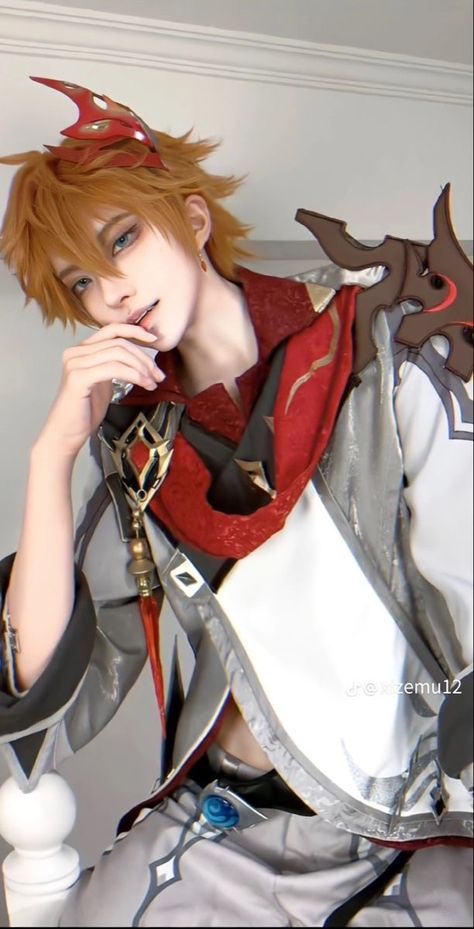 Tartaglia Cosplay, Childe Tartaglia, Ginger Boy, Anime Cosplay Makeup, Male Cosplay, Amazing Cosplay, Cosplay Makeup, Attractive Guys, Anime Boyfriend