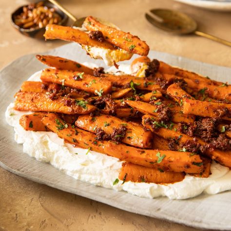 Omayah Atassi's Aleppo pepper roasted carrots with labneh recipe - Spinneys UAE Recipes With Aleppo Pepper, Aleppo Pepper Recipes, Labneh Recipe, Recipe Categories, Aleppo Pepper, Bacon Sausage, Frozen Seafood, Herb Salad, Simple Nutrition