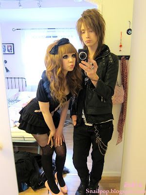 Onii Kei, Gothic Gyaru, Goshikku Gyaru, Rokku Gyaru, Japanese Makeup, Pin Up Outfits, Gyaru Fashion, Makeup Styles, Club Style