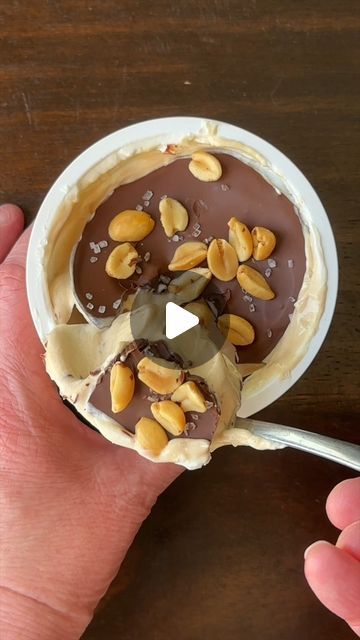 Amy | Belly Full on Instagram: "High-Protein Peanut Butter Cup Yogurt Cups! I'm obsessed." Healthy Dessert Cups, Low Calorie Peanut Butter Desserts, High Protein Low Calorie Desserts, Yogurt Ice Cream Recipe, Greek Yogurt Dessert, High Protein Peanut Butter, Mitochondrial Health, High Protein Snack, Keto Breakfasts