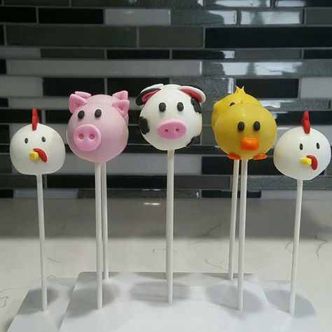 Cake Pop Farm Animals, Farm Cake Pops Animals, Farm Animals Cake Pops, Cake Pop Animals, Barnyard Cake Ideas, Farm Theme Cake Pops, Farm Cake Pops, Farm Animal Cake Pops, Barnyard Animals Birthday Party