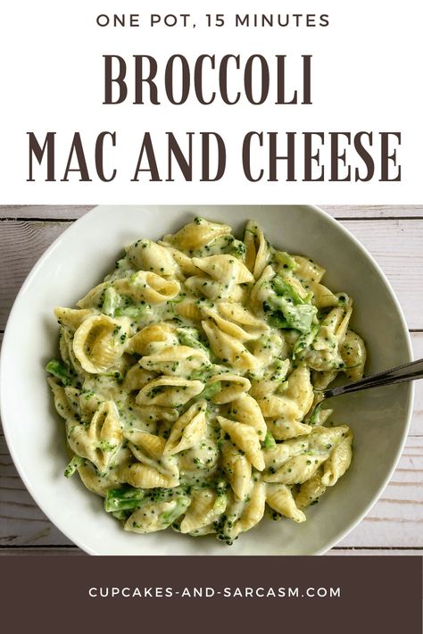 Broccoli Mac and Cheese - Cupcakes and Sarcasm Mac And Cheese Cupcakes, Broccoli Mac And Cheese, Pasta Side, Gluten Free Dinner Easy, Pasta Side Dishes, Pasta Sides, Diner Recipes, Pasta Dinners, Perfect Pasta