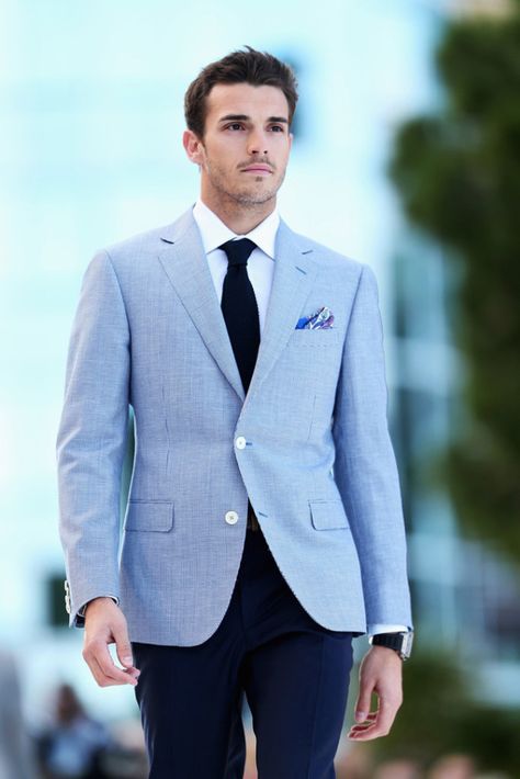 The Perfect Blue for when You Say I Do!  Blue Groom Suits  ~  we ❤ this! moncheribridals.com Light Blue Blazer Outfit, Blue Blazer Outfit Men, Fashion Spain, Blue Blazer Outfit, Terno Slim Fit, Man Coat, Lounge Fashion, Light Blue Blazer, Light Blue Suit