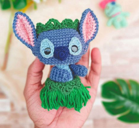 Disney Stitch Crochet Pattern, Stitch Amigurumi Free Pattern, Stitch Crochet Pattern Free, Disney Haken, Amigurumi Car, Stitch Amigurumi, Stitch Crochet Pattern, Crochet Cartoon, Stitch Toy