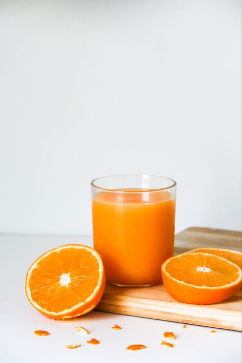 Orange Juice Photography, Juice Photography Ideas, Orange Juice Aesthetic, Kunyit Asam, Food Photography Fruit, Smoothie Glass, Orange Bar, Grab Food, Orange Smoothie