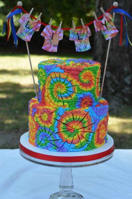 Tie Dye Birthday Party Cake - by Elisabeth @ CakesDecor.com - cake decorating website Tie Dye Birthday Cake, Tye Dye Birthday, Tye Dye Cake, Tye Dye Party, Hippie Cake, Tie Dye Birthday Party, Hippie Birthday Party, Red Birthday Cakes, Ty Dye