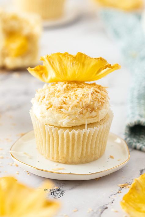 Coconut Frosting Recipe, Pineapple Coconut Cupcakes, Pineapple Curd, Coconut Buttercream Frosting, Coconut Cupcake, Pina Colada Cupcakes, Tropical Cupcakes, Cake Mix Cupcakes, Pineapple Cupcakes