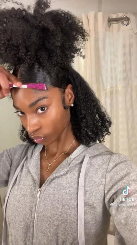 Different Natural Hairstyles For Black Women, Braid Out Hairstyles For Black Women, Natural Hairstyle Claw Clip, Cute Hairstyles Black Women Natural Hair, Hairstyles For Short Puffy Hair Black Women, Wet Natural Hairstyles For Black Women, Natural Hairstyles Going Out, Easy Hairstyles On Natural Hair, Curly Hairstyles With Hair Down