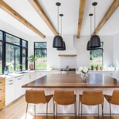 75 L-Shaped Kitchen with Window Backsplash Ideas You'll Love - June, 2024 | Houzz Affordable Windows, Open Ceiling, Window Projects, Replacement Windows, Home Window, Window Color, Mid Century Modern Kitchen, Window Replacement, White Ceiling