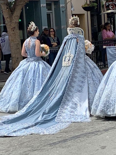 Royal Cape Queens, Queen Gowns Royal, Colourful Bride, Irish Bride, Queen Cape, Fantasy Country, Royal Attire, Coronation Gown, Coronation Robes