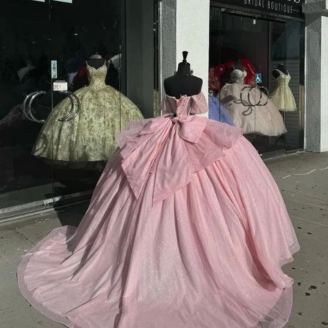 Ball Gown Off Shoulder, Gown Off Shoulder, Quinceañera Ideas, Sweet 16 Dress, Quinceñera Dresses, Celebrity Party, Quinceanera Ideas, Floral Prom Dresses, Quince Dress