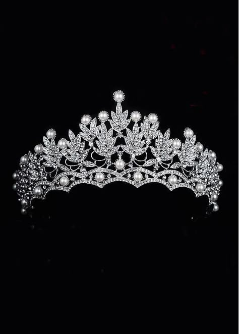 Quinceanera Tiaras, Online Wedding Dresses, Ballgown Wedding Dresses, Princess Ballgown, Wedding Dresses Princess, Wedding Dresses Princess Ballgown, Wedding Tiaras, Wedding Dress Plus Size, Girly Frame