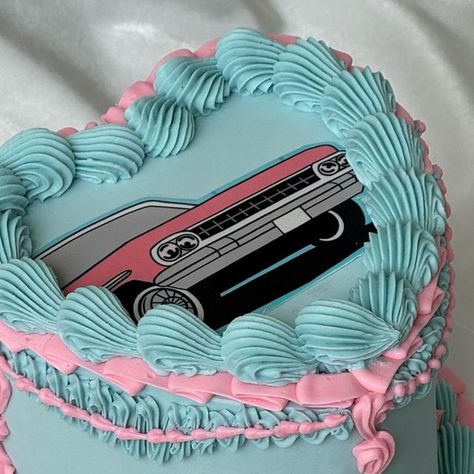 Lowrider Cake Ideas, Baking 101, Edible Image Cake, Summer Painting, Heart Cake, Pink Car, Edible Images, Pink Cake, Vintage Cake