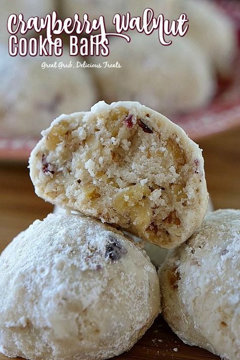 Cranberry Walnut Cookie Balls are delicious and are the perfect homemade holiday cookie with cranberries and walnuts, coated in powdered sugar. #dessertfoodrecipes #dessertrecipes #baked #holidaydesserts #greatgrubdelicioustreats Xmas Sweets, Easy Holiday Cookies, Cookie Balls, Cookies Holiday, Cookie Cake Pie, Rustic Recipes, Party Food Dessert, Slow Cooker Desserts, Walnut Cookies