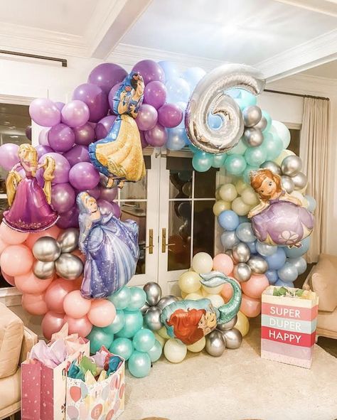 Princess Party Balloon Arch, Princess Theme Balloon Arch, Disney Princess Balloon Garland, Disney Princess Birthday Balloons, Disney Princess Backdrop Balloons, Balloon Gate, Princess Balloon, Party Balloon Arch, Princess Tea Party Birthday