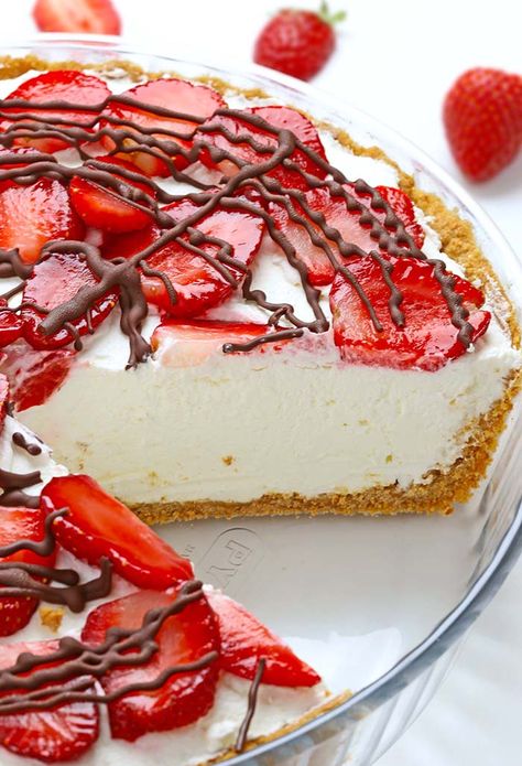 Strawberries and Cream Pie - Cakescottage Impossible Cherry Pie, Strawberries And Cream Pie, Recipe With Cool Whip, Impossible Cake, Cream Cheese Pie Recipes, Slab Pies, Recipes With Cool Whip, Cheese Pie Recipe, Pumpkin Pie Cupcakes