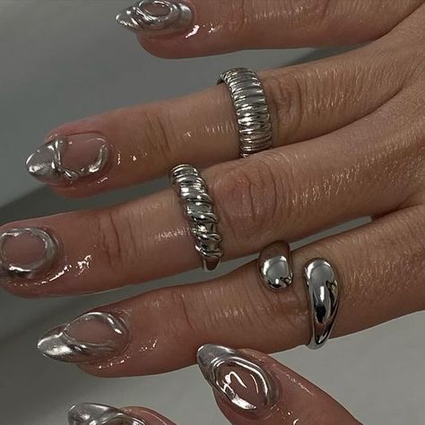 GEL X SPECIALIST | BELL GARDENS CA on Instagram: "⛓️⛓️⛓️                                            #nailart #nailinspo #goldchromenails #longnails      #rednails #downeynails #bellgardennails #pearlnails #pearlfrenchies" Orb Nails, Nails Bubble, Gold Chrome Nails, Bubble Nails, Bell Gardens, November Nails, Pearl Nails, Long Acrylic Nails, Nails Design