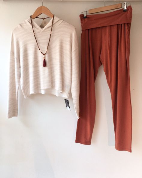 Upgrade your longe wear with this super soft sweater and comfy pants ✨ The wide waistband can be folded down on the hip, or worn high in the waist. Perfect for meditation, a slower paced yoga class or a relaxed day at home.  Find the full outfit in our stores or at www.yogisha.nl Yoga Teacher Outfit, Autumn Yoga, Cozy Yoga, Meditation Outfit, Teacher Outfit, Comfy Pants, Soft Sweater, Softest Sweater, Yoga Teacher