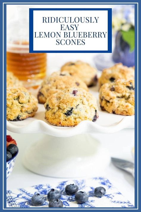 Lemon Blueberry Scones, Blueberry Lemon Scones, Blueberry Scones Recipe, Raspberry Scones, Scones Recipe Easy, Lemon Scones, Homemade Scones, Scones Easy, Blueberry Scones