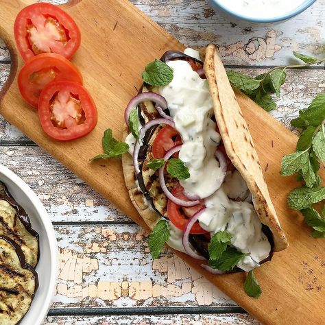 Eggplant Gyros, Mushroom Gyros, Eggplant Cutlets, Grilled Aubergine, Homemade Tzatziki, Grilled Eggplant, Tzatziki Sauce, Vegetarian Recipe, Eggplant Recipes