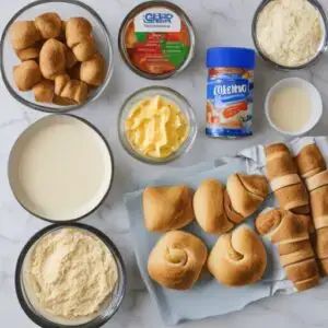 Magic Stuffed Cinnamon Crescent Rolls – Findatorr Cinnamon Crescents, Cinnamon Crescent Rolls, Crescent Rolls, Family Recipes, Family Meals, Crescent, Cinnamon, Rolls