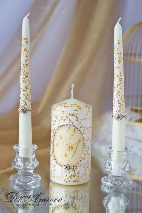 IVORY & GOLD painted handmade  Wedding Unity Candle. от DiAmoreDS Diy Gold Leaf, Votive Candles Wedding, Candle Gold, Wedding Unity Candle, Leaf Projects, Unity Candles, Candles Wedding, Inexpensive Crafts, Wedding Unity Candles