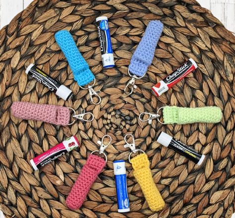 Crochet Keychain Pattern, Lip Balm Holder, Plastic Canvas Patterns Free, Chapstick Holder, Pouch Pattern, Crochet Inspiration, Crochet Keychain, Dk Yarn, Crochet Videos