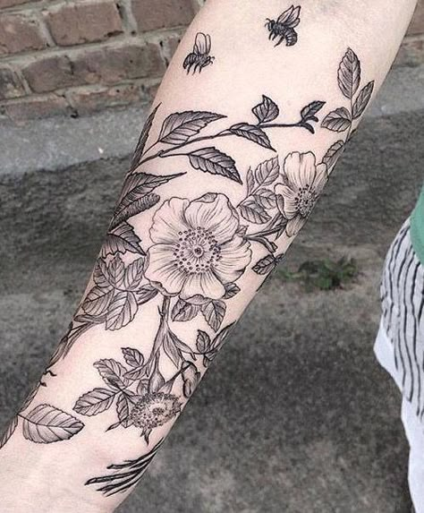 #tattoo #linework Tatuaje Studio Ghibli, Nature Tattoo Sleeve, Insect Tattoo, Nature Tattoo, Inspiration Tattoos, Geniale Tattoos, Floral Tattoo Design, Botanical Tattoo, Full Sleeve Tattoos