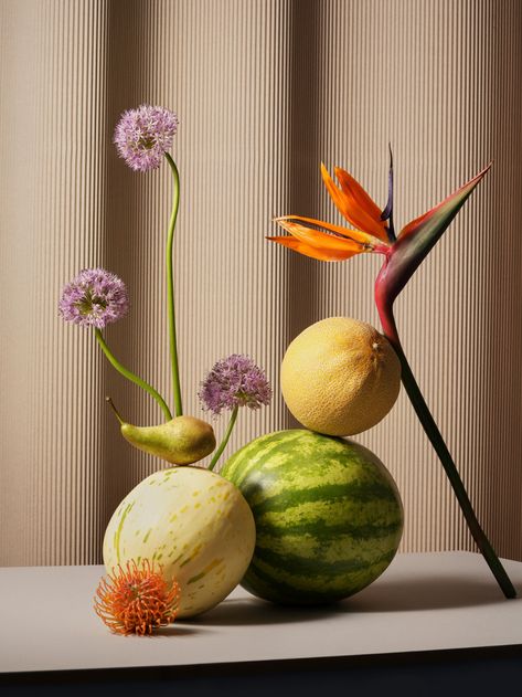 Fruit Sculpture, Still Life Photos, Still Photography, Prop Styling, Floral Designer, Deco Floral, Still Life Art, Arte Floral, The Roots